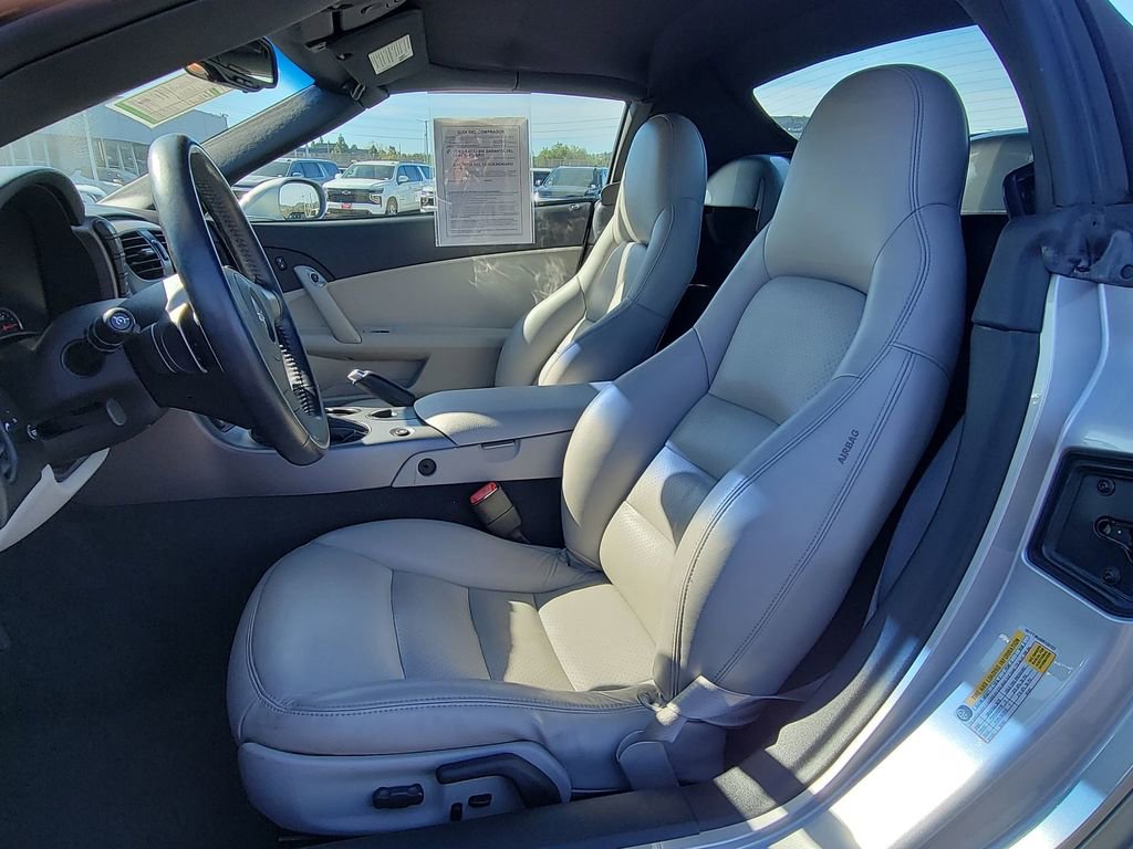 Used 2006 Chevrolet Corvette Convertible w/ Preferred Equipment Group image 18