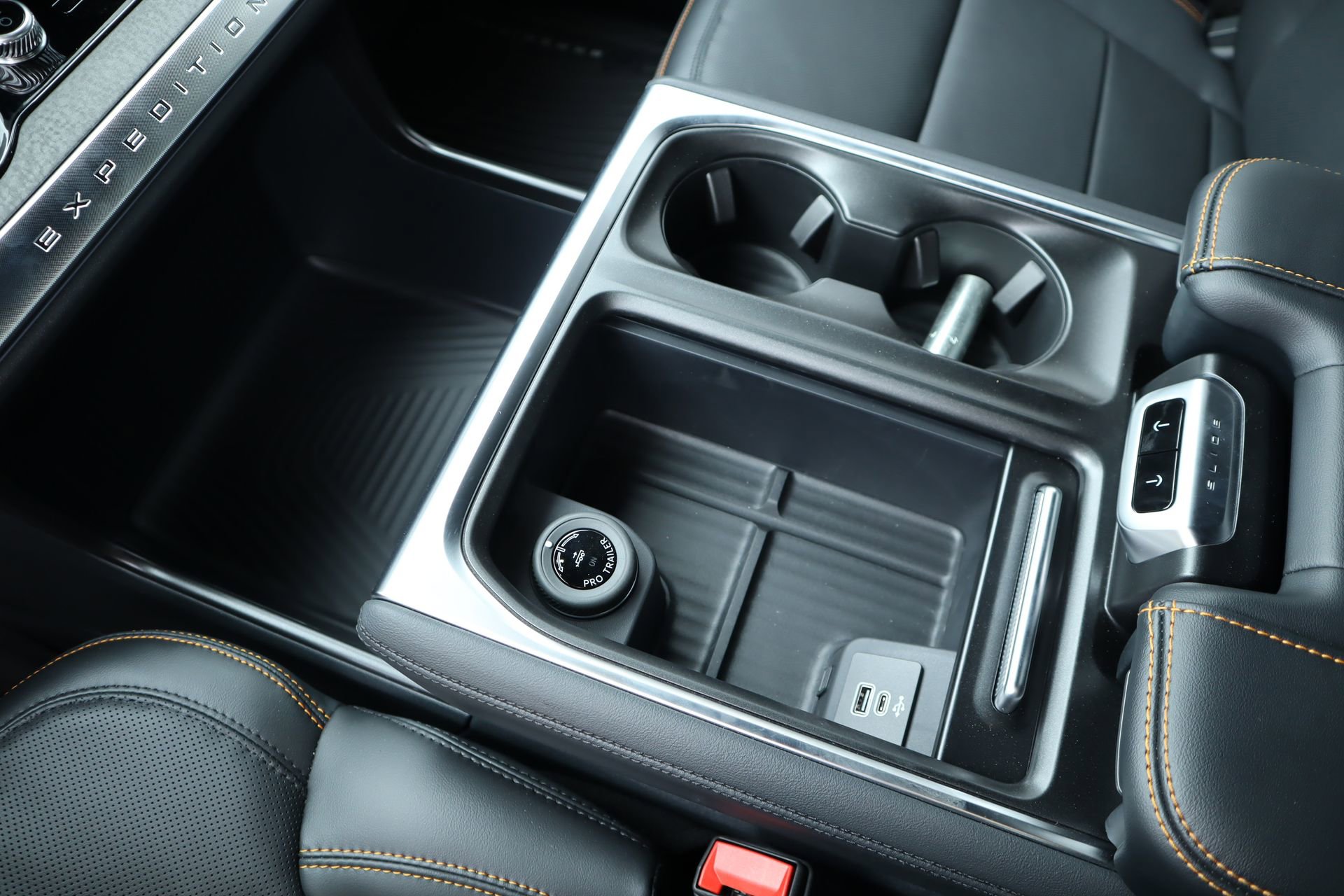 New 2026 Ford Expedition Tremor image 11