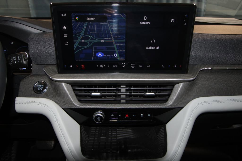 Used 2025 Ford Explorer Platinum w/ LUX Leather Package image 16