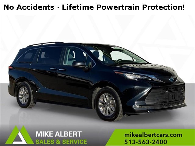 Used 2022 Toyota Sienna XLE