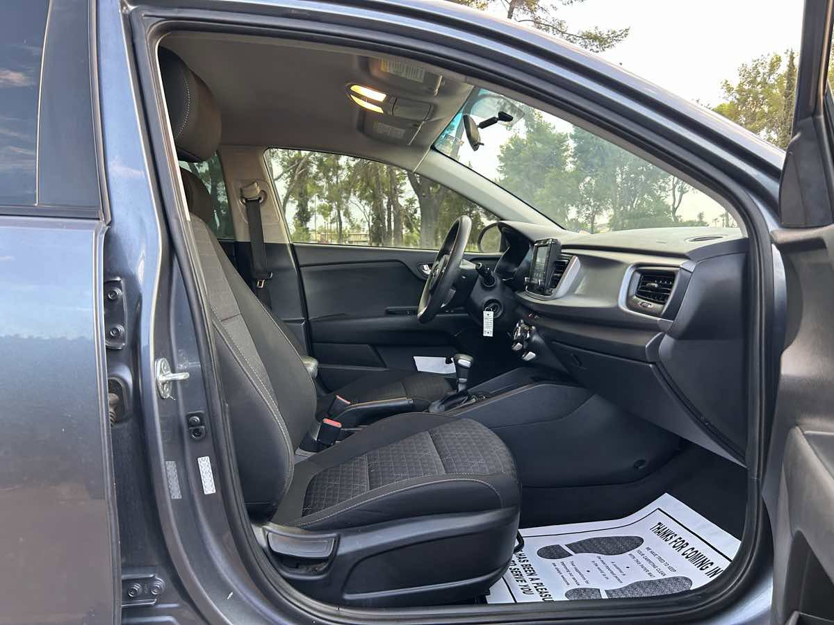 Used 2020 Kia Rio S FWD image 23