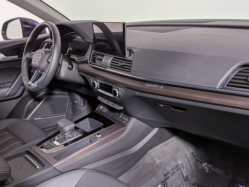 Used 2021 Audi Q5 2.0T Premium Plus AWD/4WD image 29