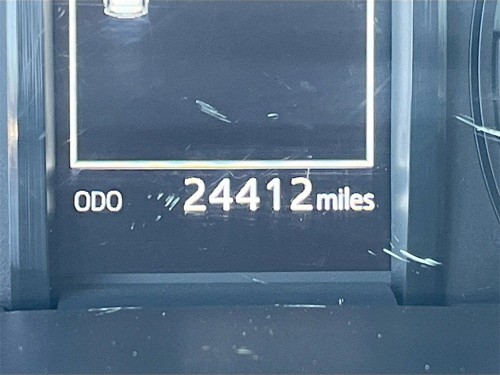 Used 2023 Toyota 4Runner SR5 Premium w/ Moonroof Package image 12