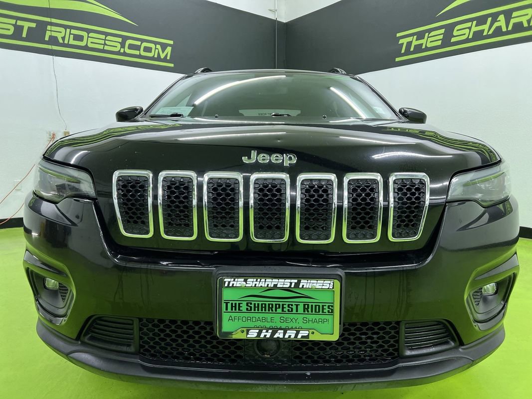 Used 2022 Jeep Cherokee Latitude Lux w/ Sun & Sound Group AWD/4WD image 3