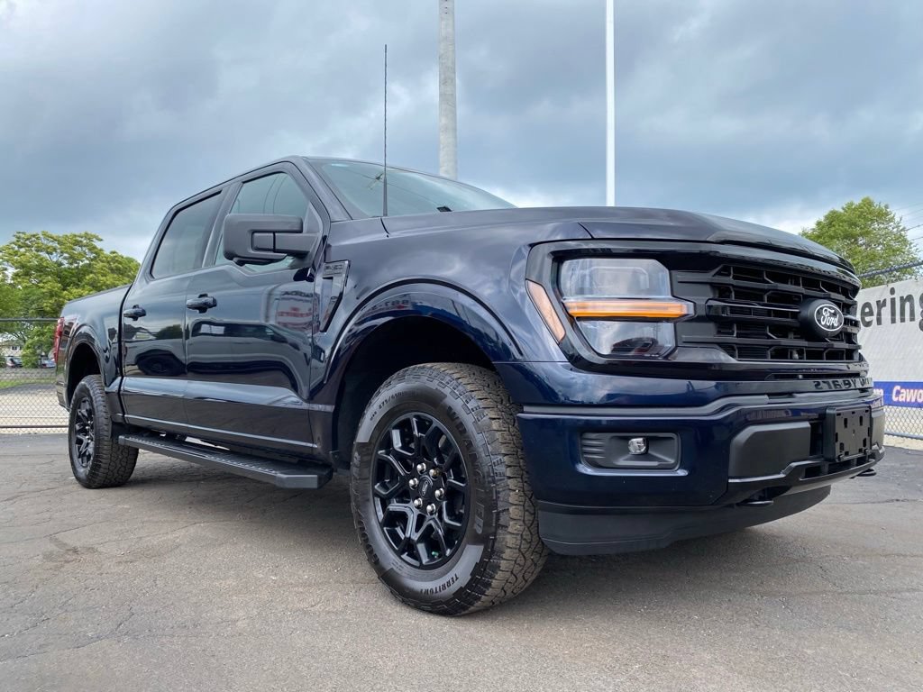 Used 2024 Ford F150 XLT w/ XLT Black Appearance Package AWD/4WD image 33