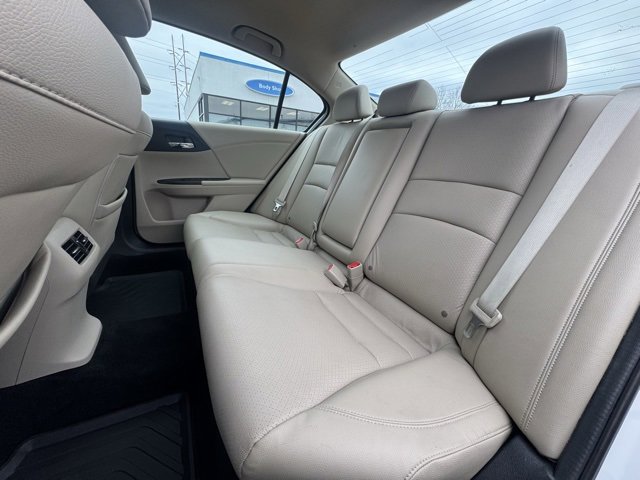 Used 2016 Honda Accord EX-L image 12