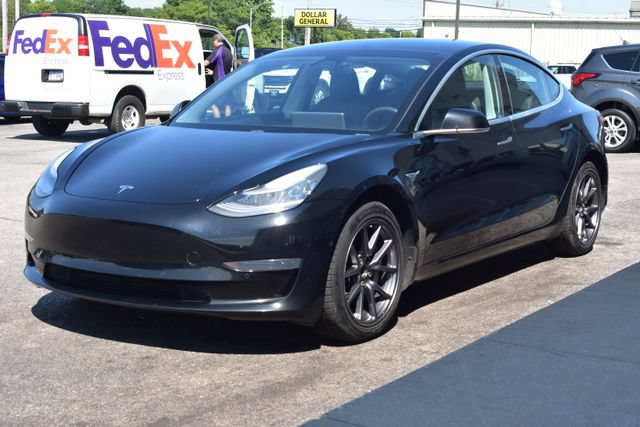 Used 2020 Tesla Model 3 Standard Range RWD image 13