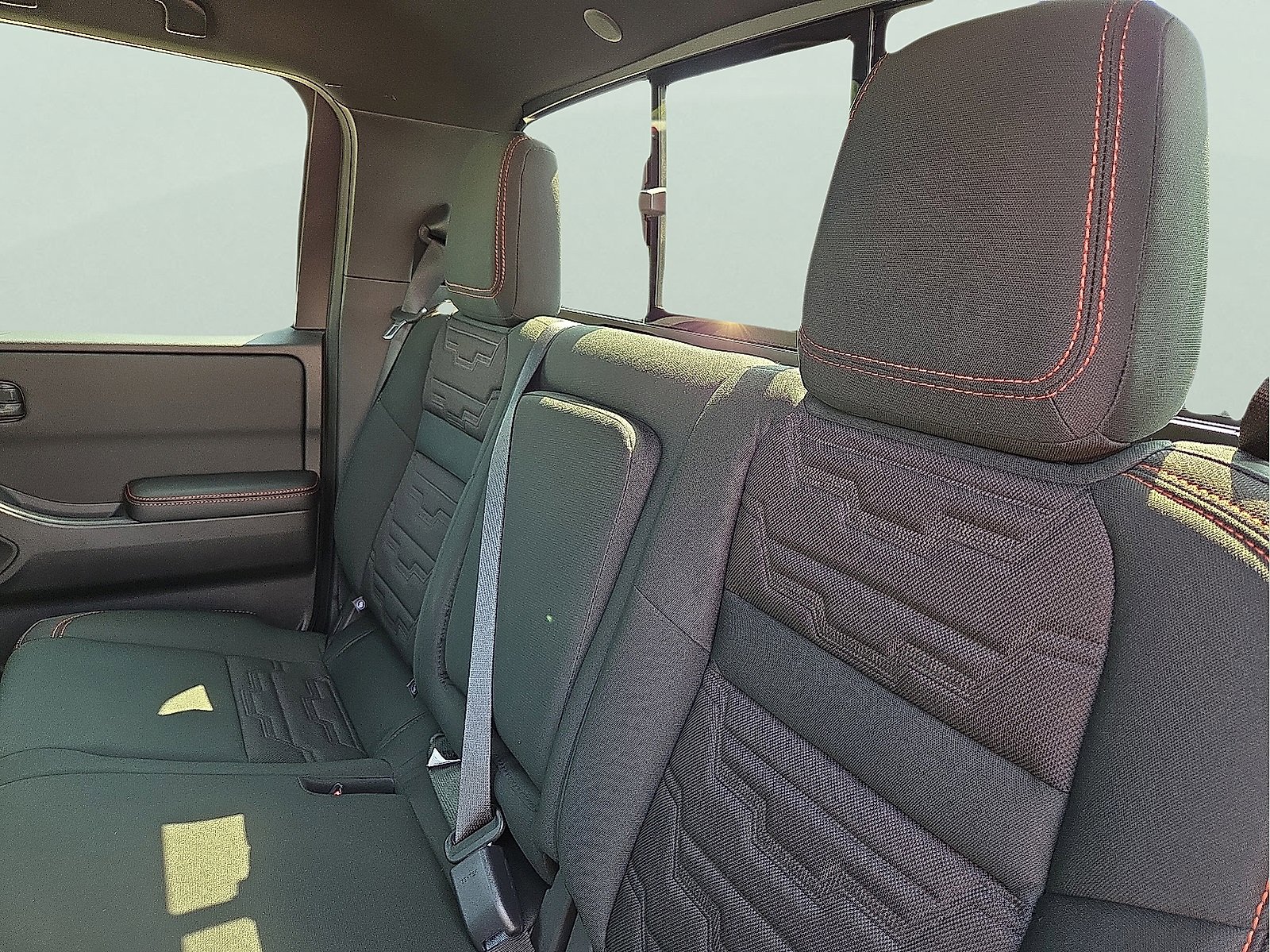 New 2026 Nissan Frontier PRO-4X w/ Pro-4x Convenience Package image 10