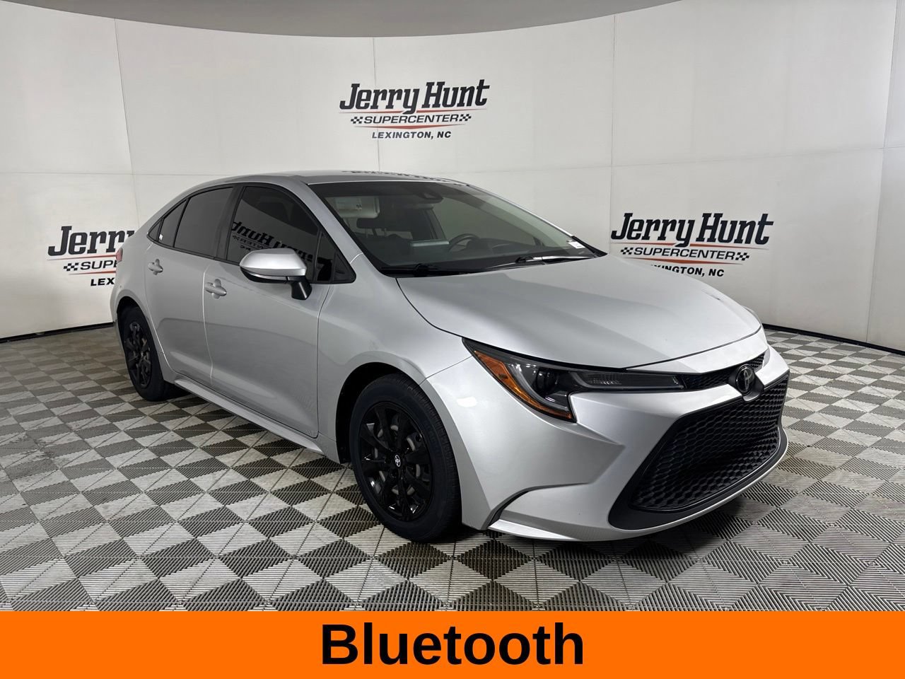 Used 2022 Toyota Corolla LE FWD image 4