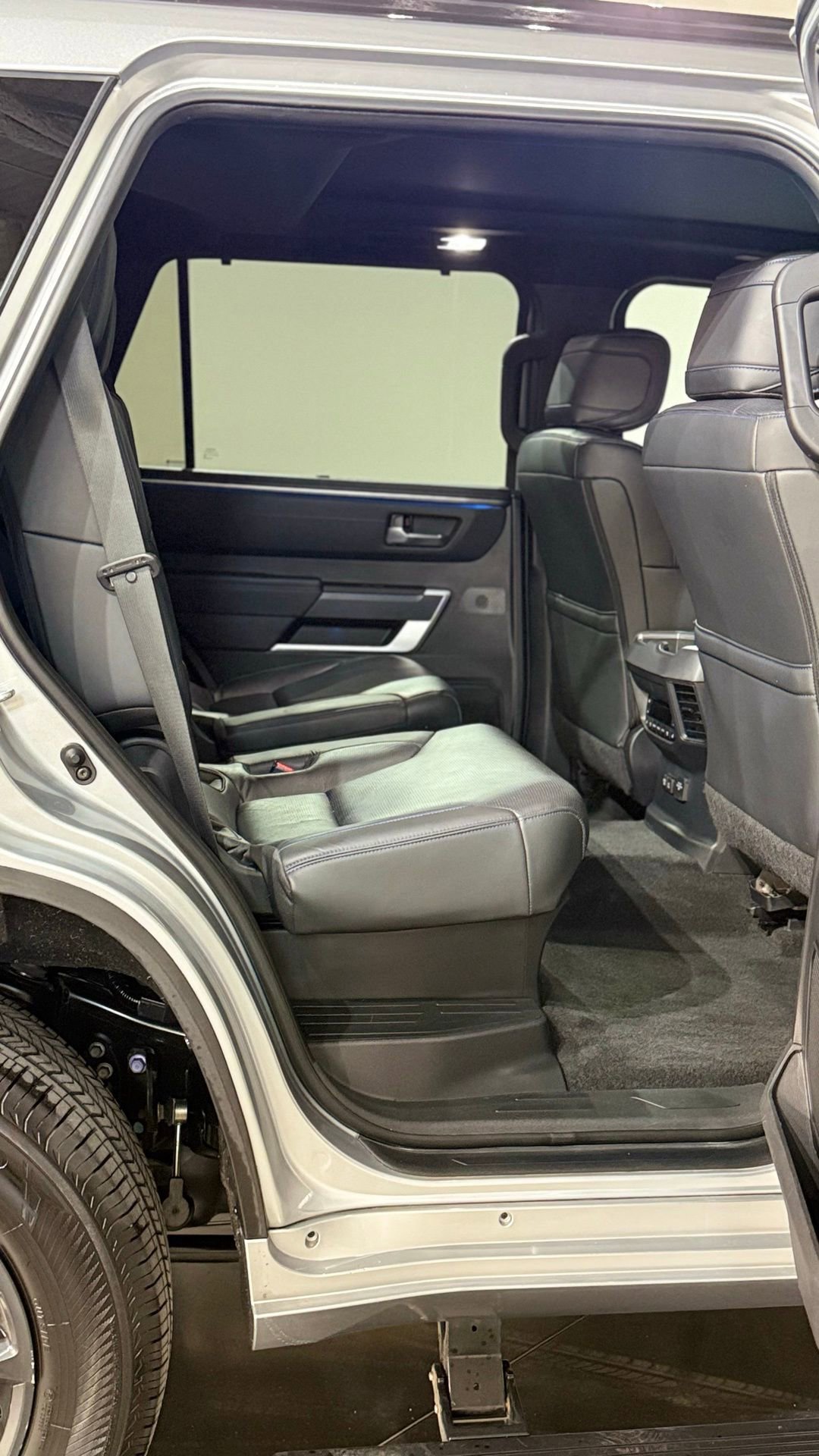 Used 2023 Toyota Sequoia Platinum image 60