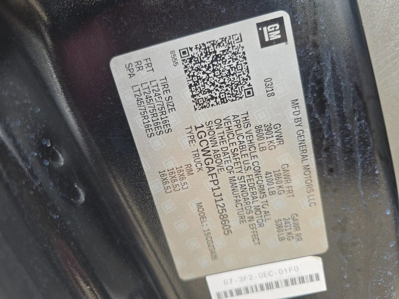 Used 2018 Chevrolet Express 2500 w/ Driver Convenience Package RWD image 59