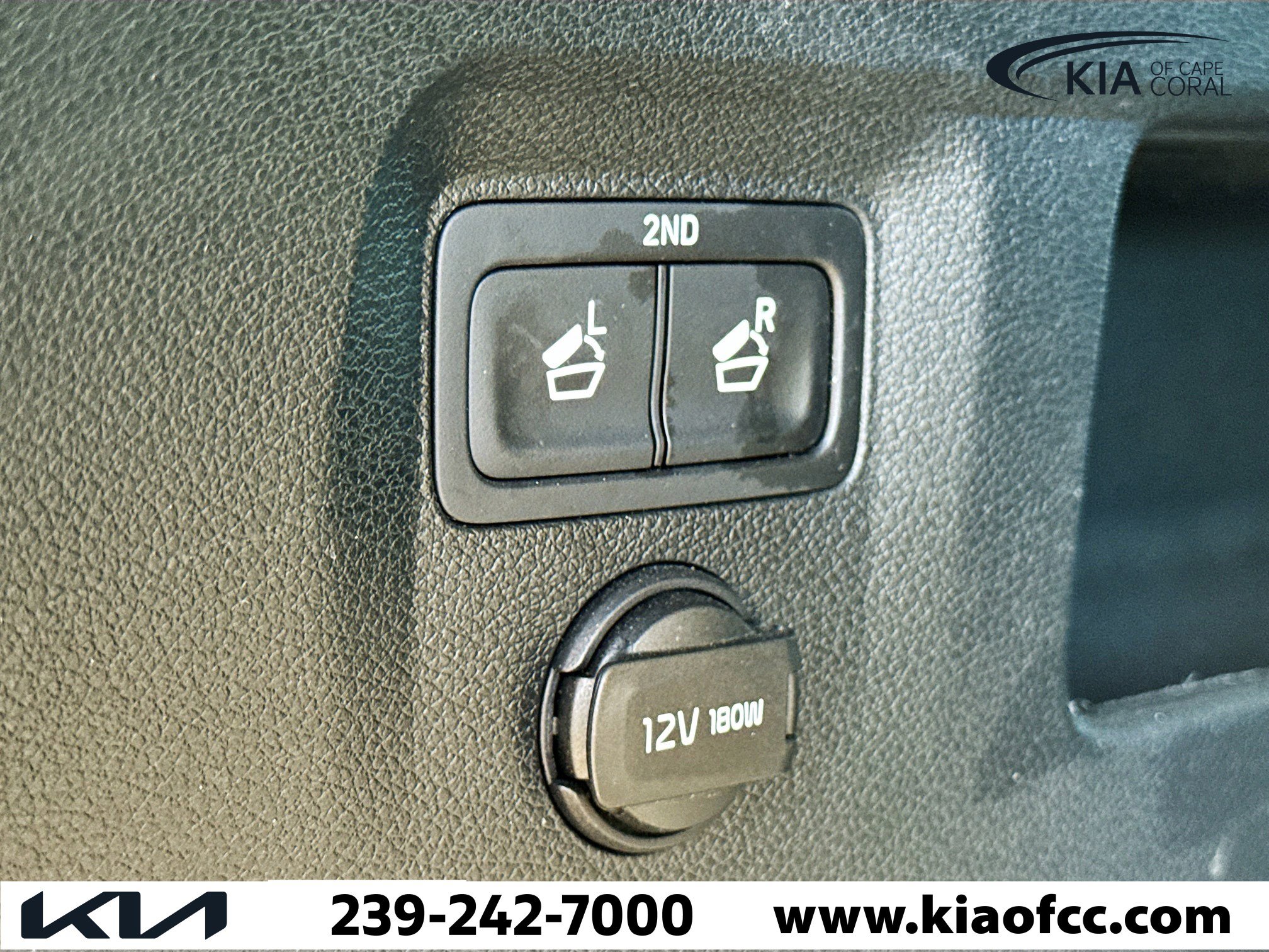 Used 2022 Kia Telluride LX image 13