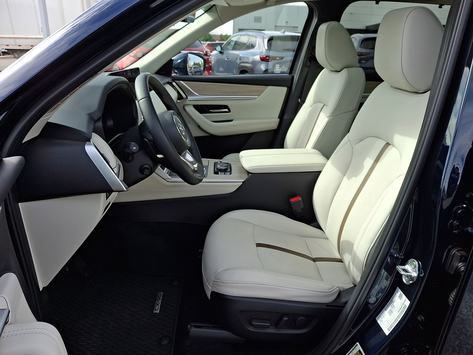 Certified 2025 MAZDA CX-90 3.3 Turbo S w/ Premium Package image 14