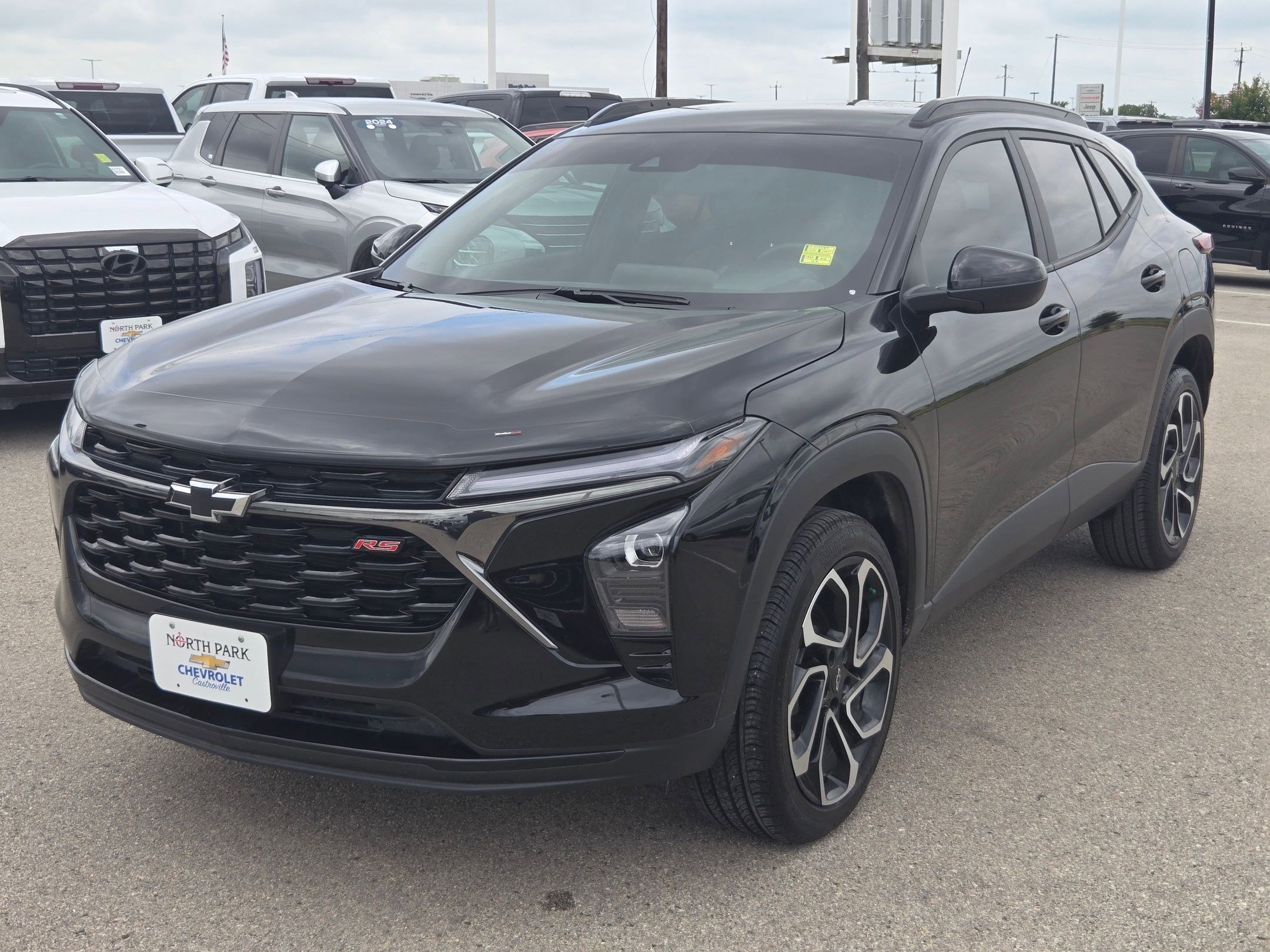Used 2025 Chevrolet Trax RS w/ Driver Confidence Package FWD image 7
