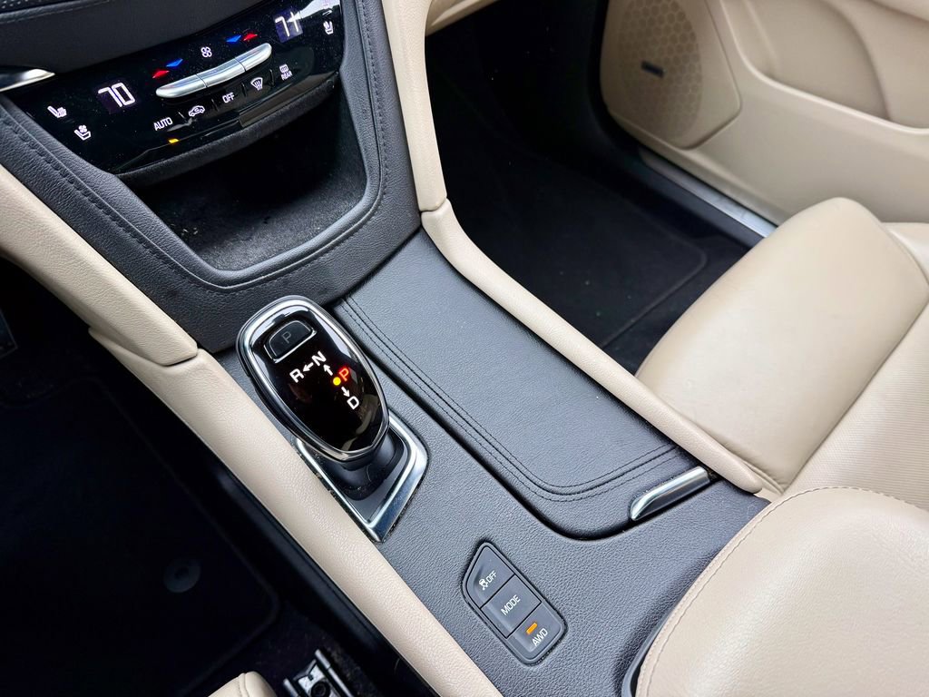 Used 2017 Cadillac XT5 Premium Luxury image 19
