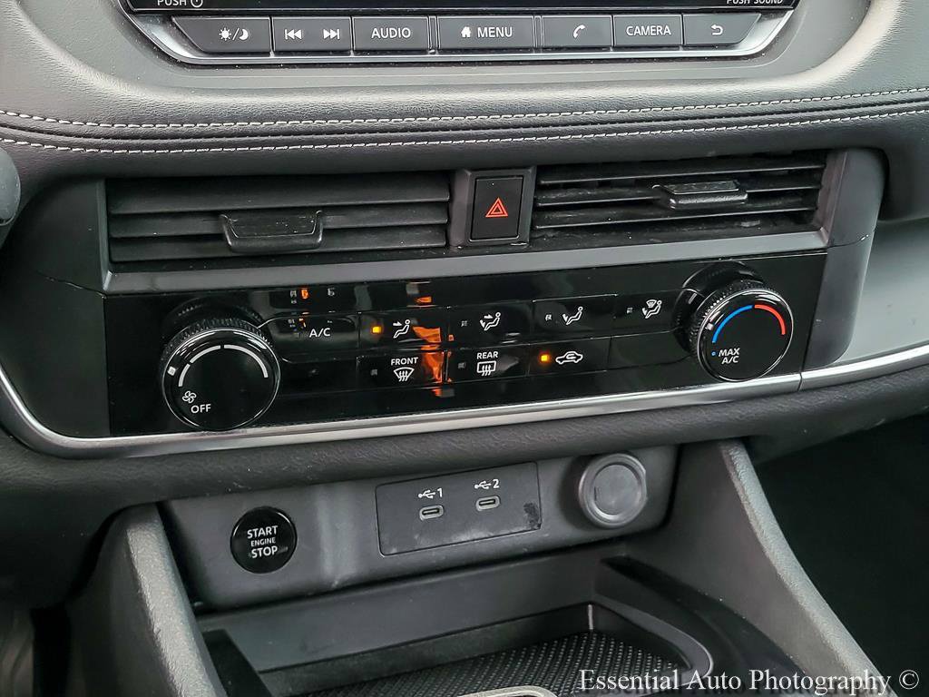 Used 2024 Nissan Rogue S FWD image 18