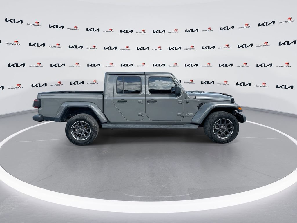 Used 2021 Jeep Gladiator Overland AWD/4WD image 9