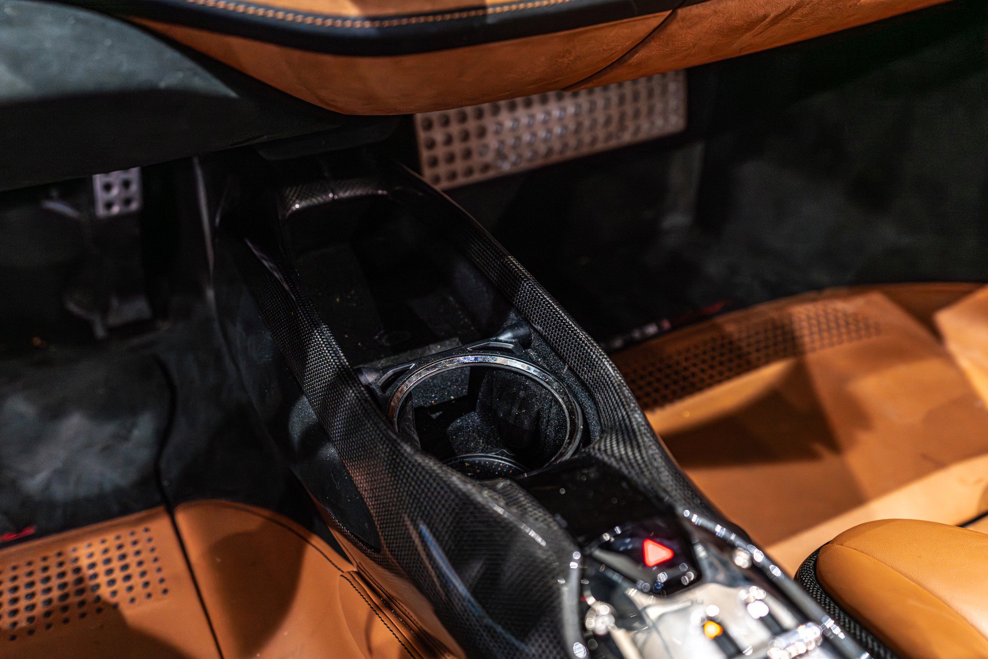 Used 2021 Ferrari SF90 Stradale image 19