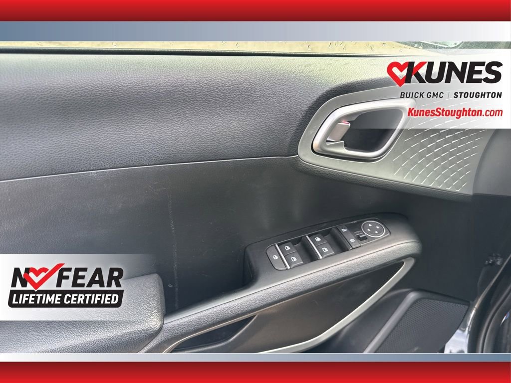 Used 2025 Kia Soul LX w/ LX Technology Package image 20