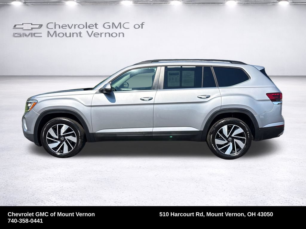 Used 2026 Volkswagen Atlas SE AWD/4WD image 2