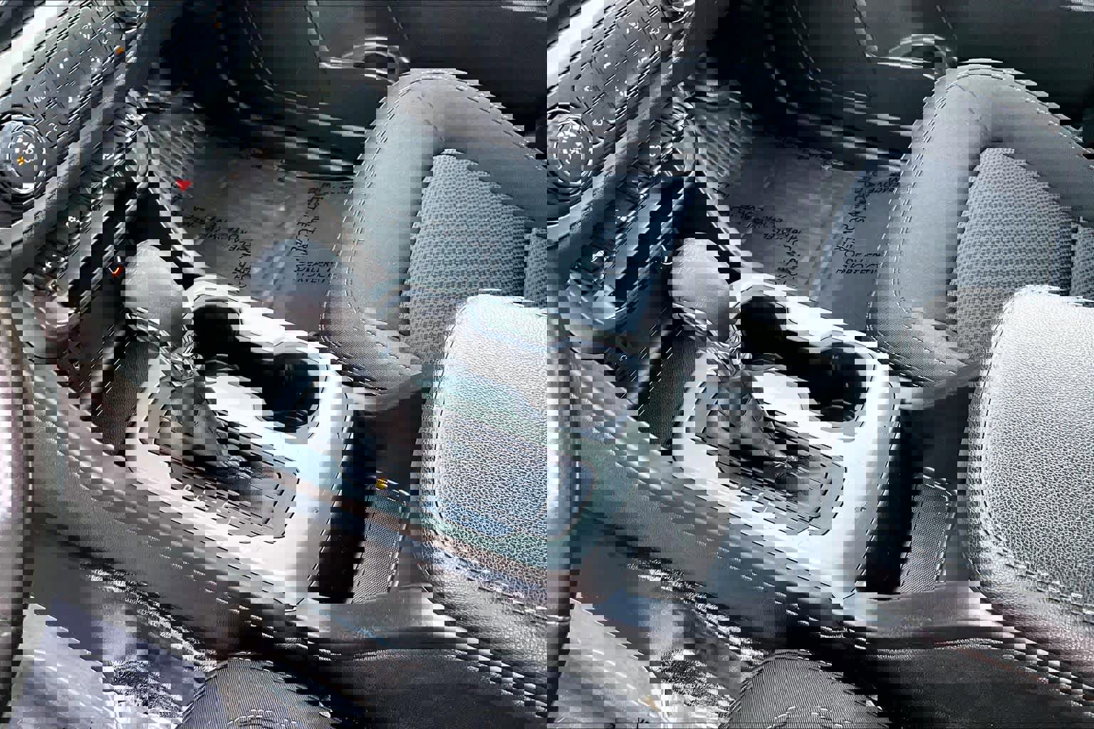 Used 2022 Chevrolet Colorado LT w/ Fleet Safety Package image 16