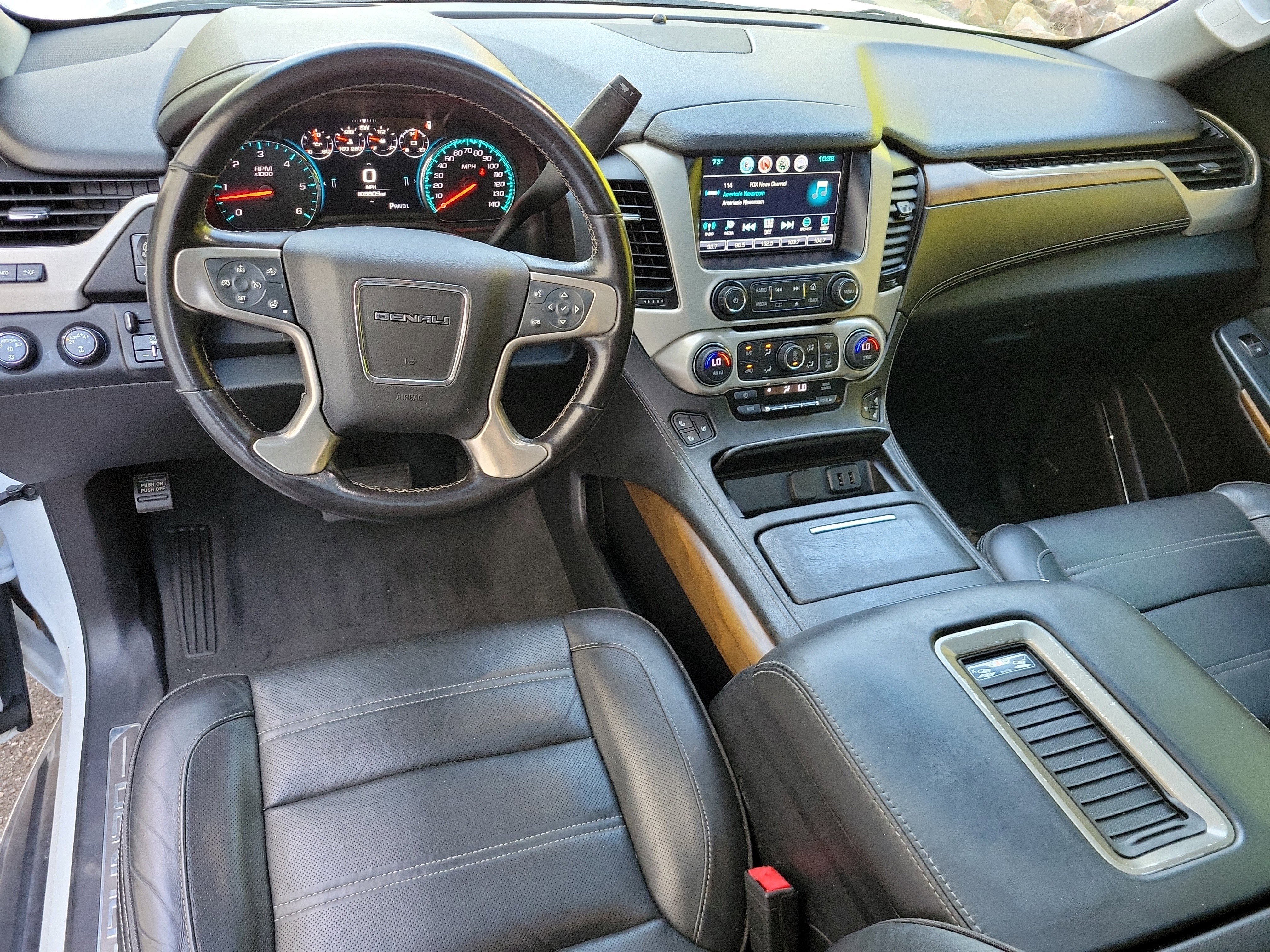 Used 2020 GMC Yukon XL Denali image 10