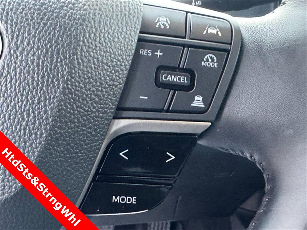 Used 2025 Toyota Camry LE image 18