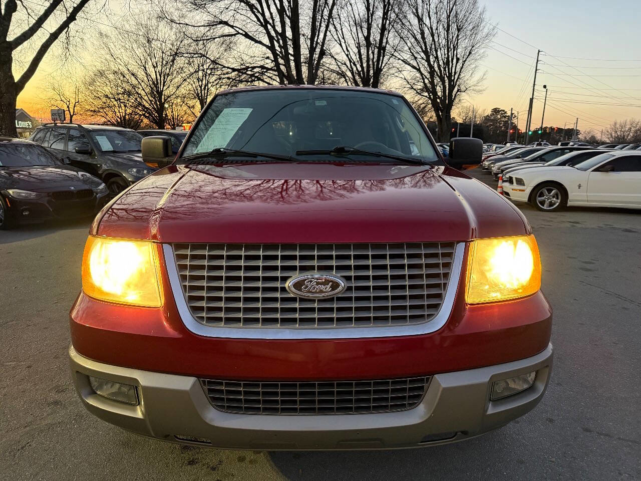 Used 2004 Ford Expedition Eddie Bauer RWD image 2