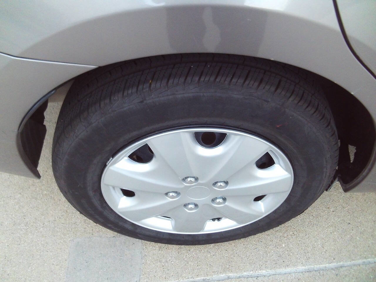 Used 2015 Toyota Corolla LE image 22