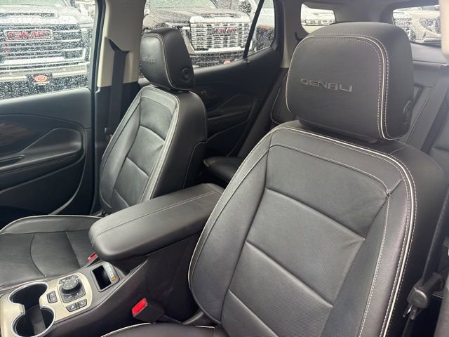 Used 2019 GMC Terrain Denali w/ Advanced Safety Package AWD/4WD image 15
