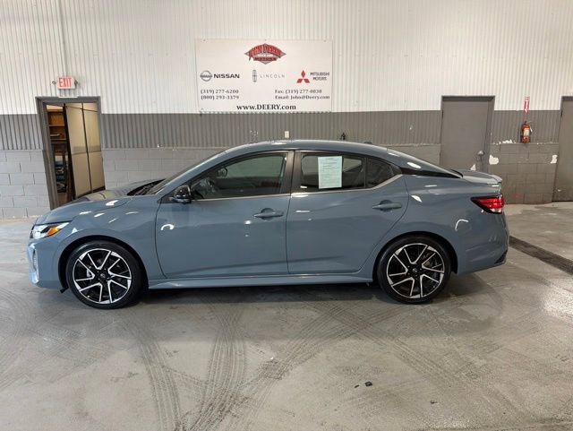 Certified 2024 Nissan Sentra SR w/ SR Premium Package FWD image 7