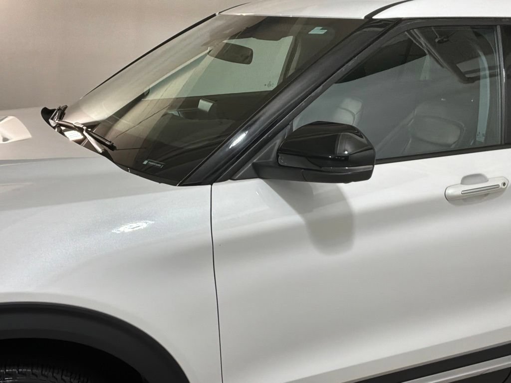 Used 2023 Ford Explorer Limited w/ Limited Technology Package AWD/4WD image 25