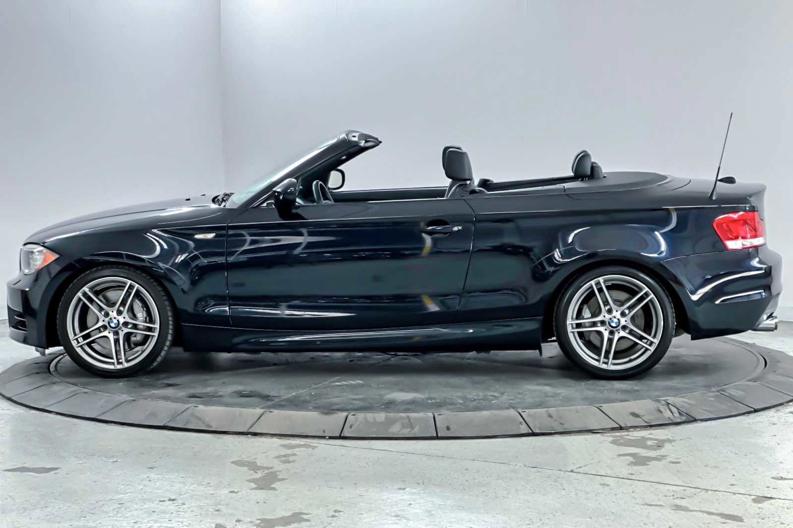 Used 2013 BMW 135is Convertible image 5