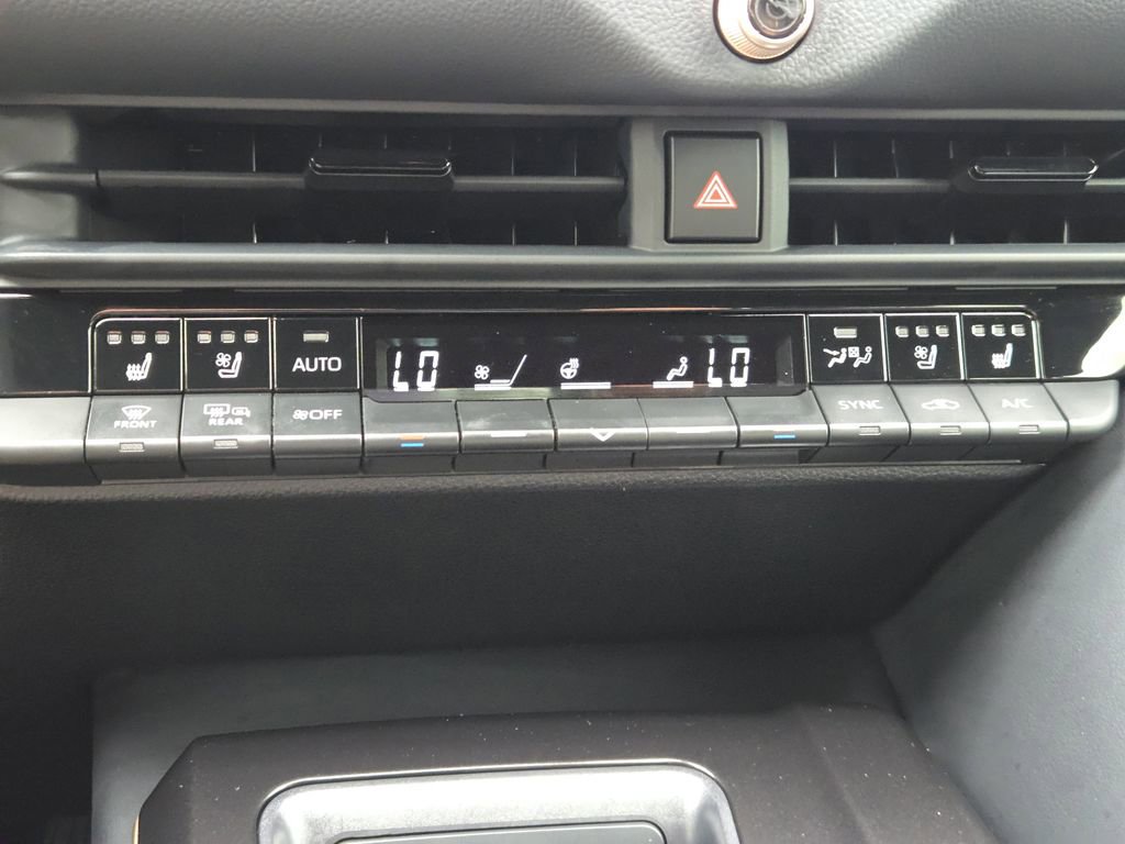 Used 2024 Toyota Crown Limited image 21