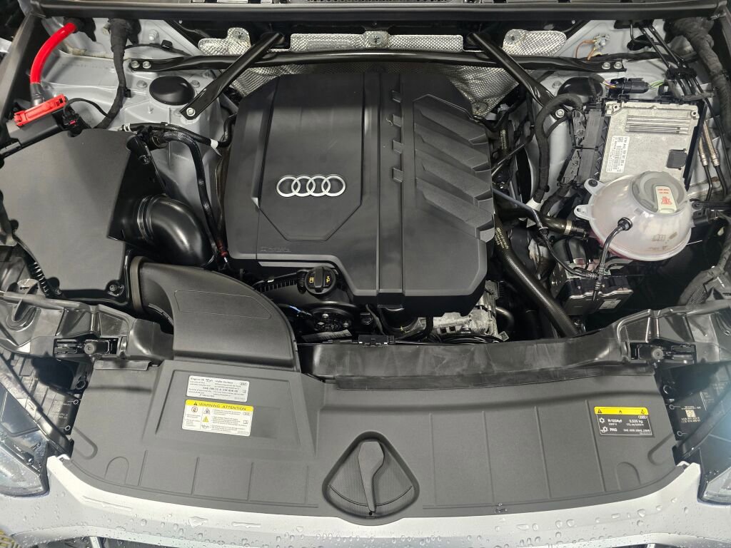 Used 2023 Audi Q5 2.0T Premium w/ Convenience Package image 10