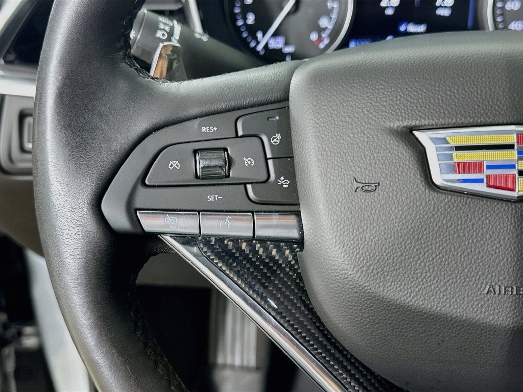 Used 2025 Cadillac XT6 Sport w/ Technology Package AWD/4WD image 12