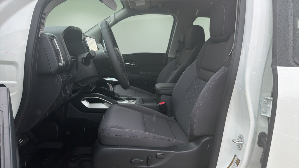 New 2026 Nissan Frontier SV w/ All-Weather Content Package AWD/4WD image 15