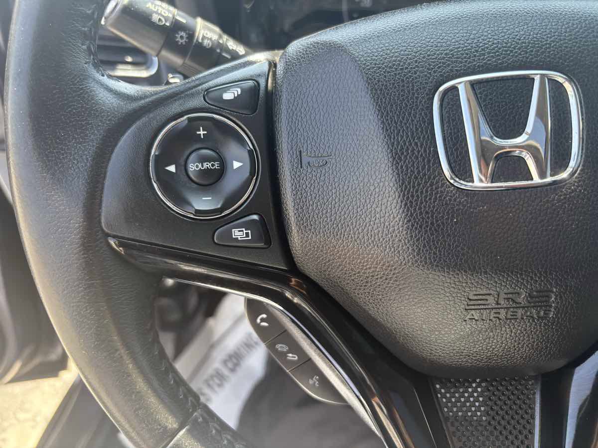 Used 2019 Honda HR-V Touring image 30