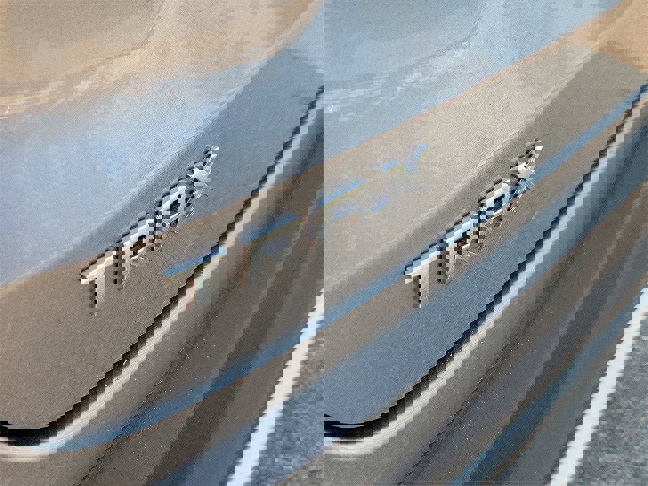 Used 2025 Chevrolet Trax LT w/ LT Convenience Package image 6