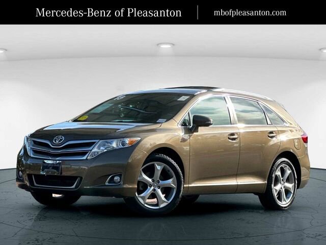 Used 2013 Toyota Venza LE image 1