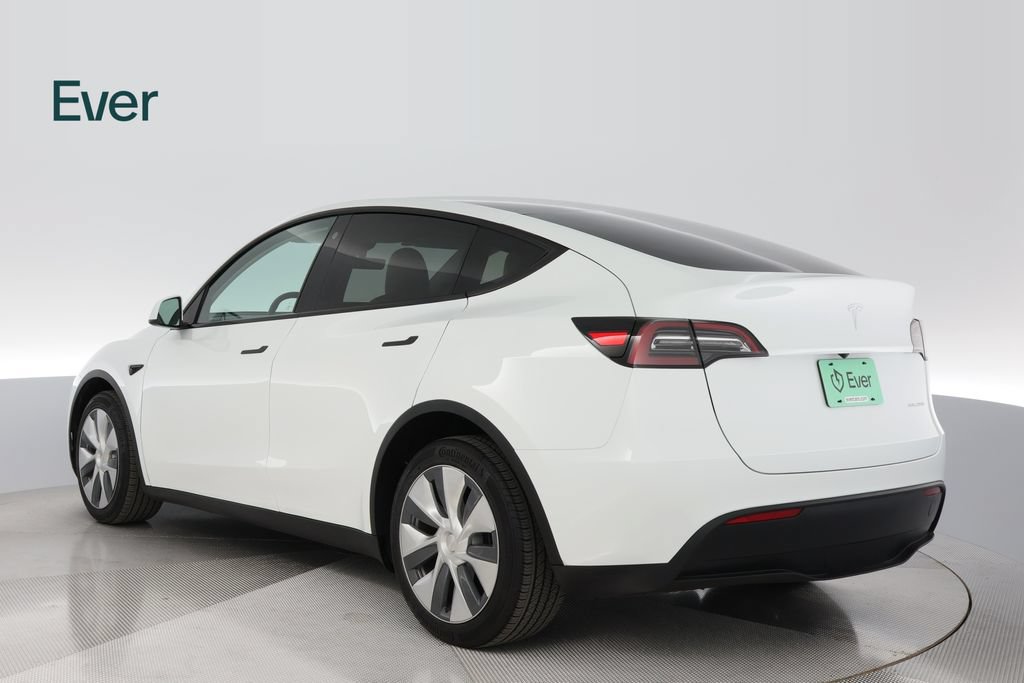 Used 2023 Tesla Model Y Long Range AWD/4WD image 14