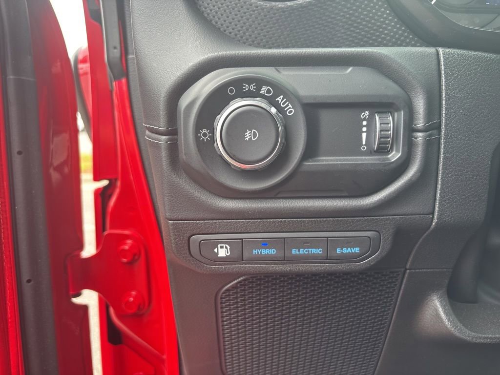 Certified 2025 Jeep Wrangler Unlimited Rubicon 4xe w/ Convenience Group AWD/4WD image 57