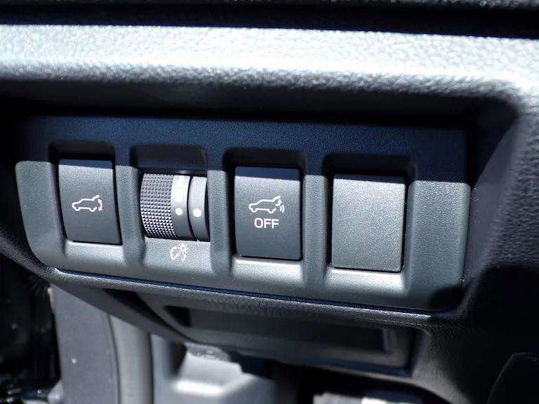 Used 2025 Subaru Outback Premium image 24