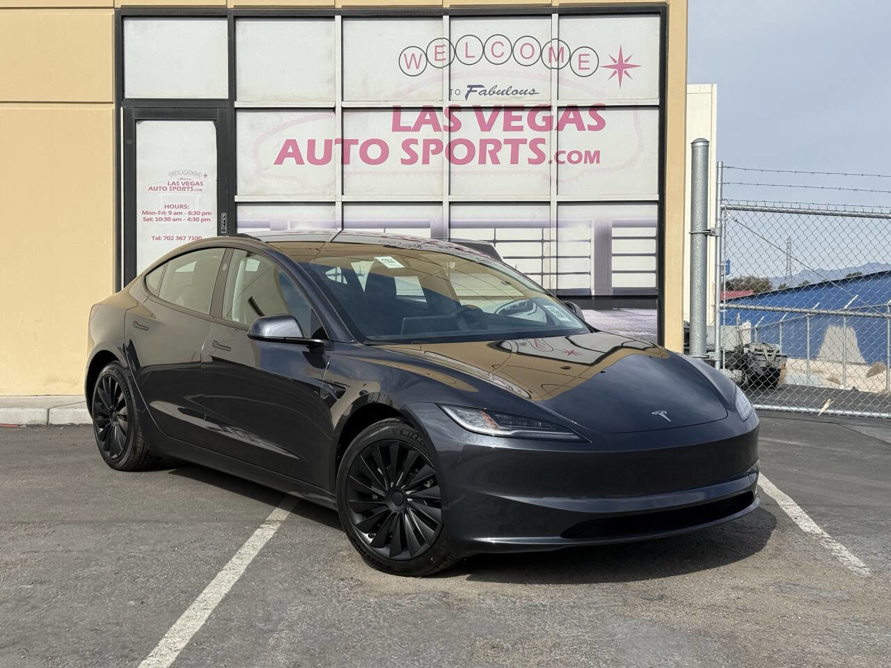Used 2025 Tesla Model 3 Long Range image 2