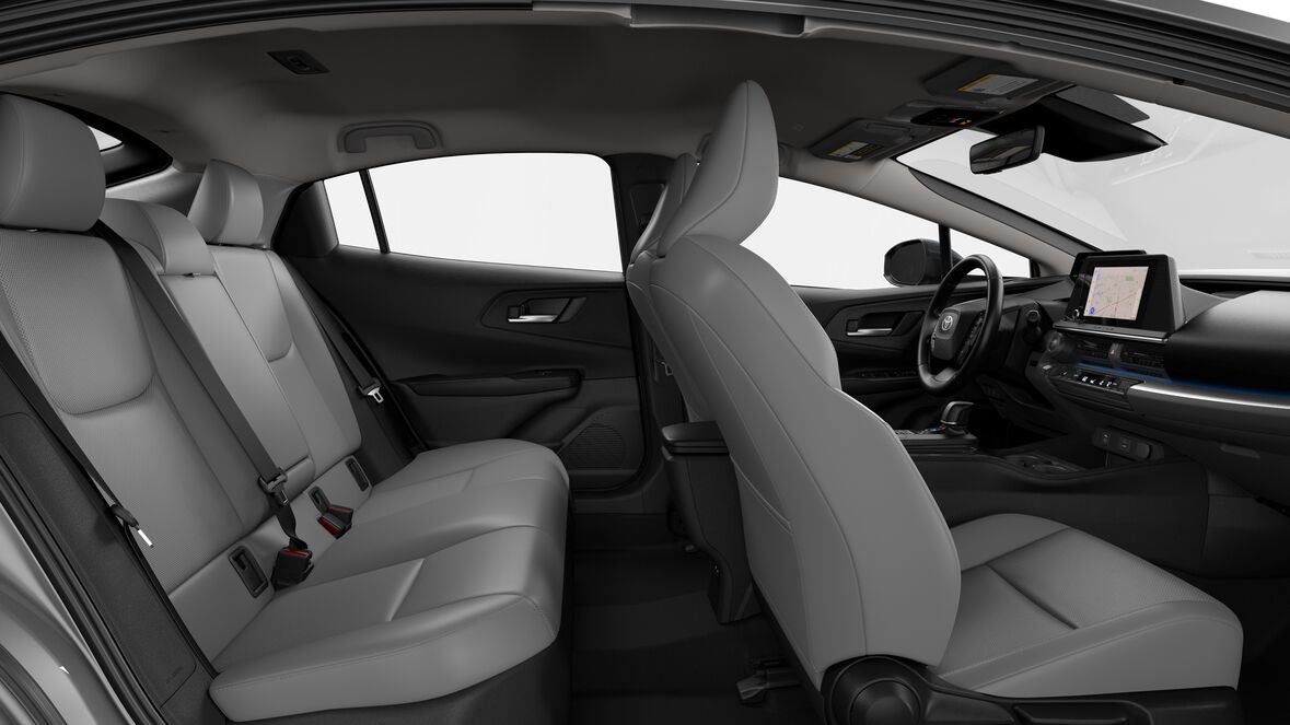 New 2027 Toyota Prius FWD image 9