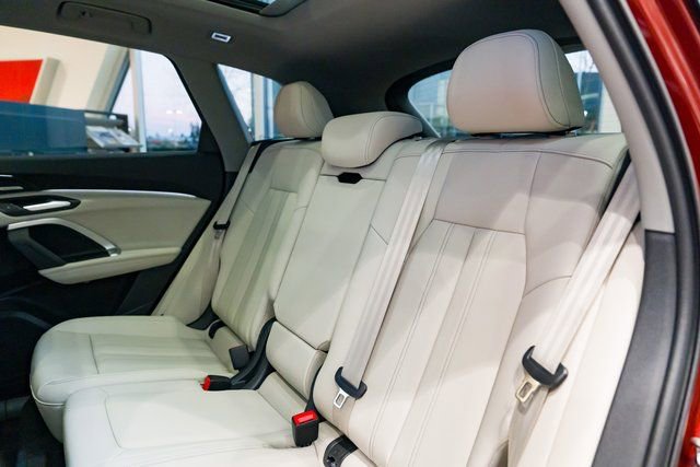 Used 2025 Audi Q5 Premium Plus image 27