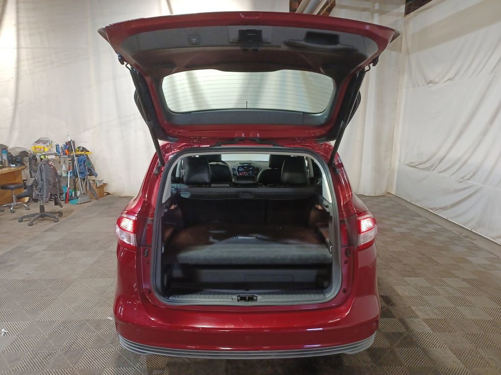 Used 2017 Ford C-MAX Energi SE w/ Equipment Group 401A image 19