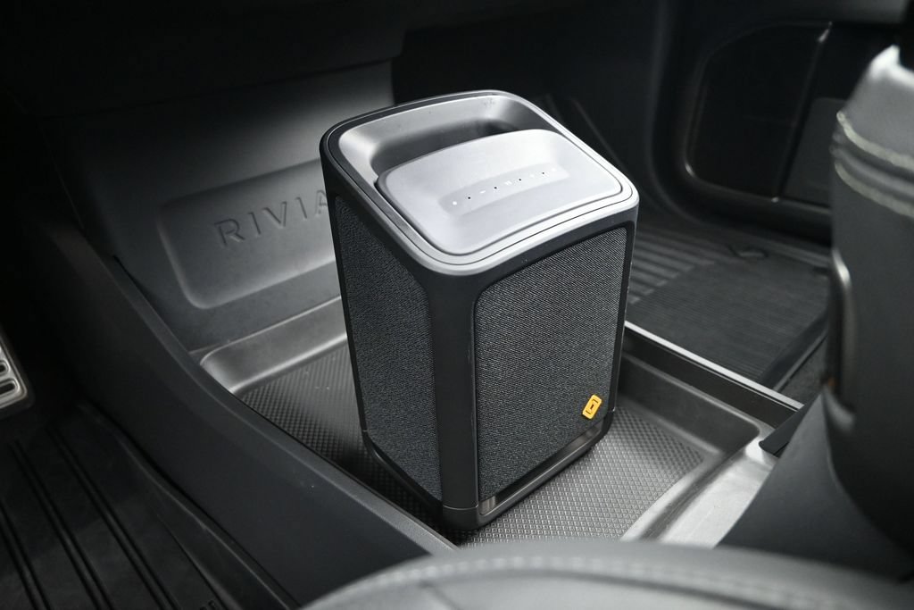 Used 2022 Rivian R1T Launch Edition AWD/4WD image 8