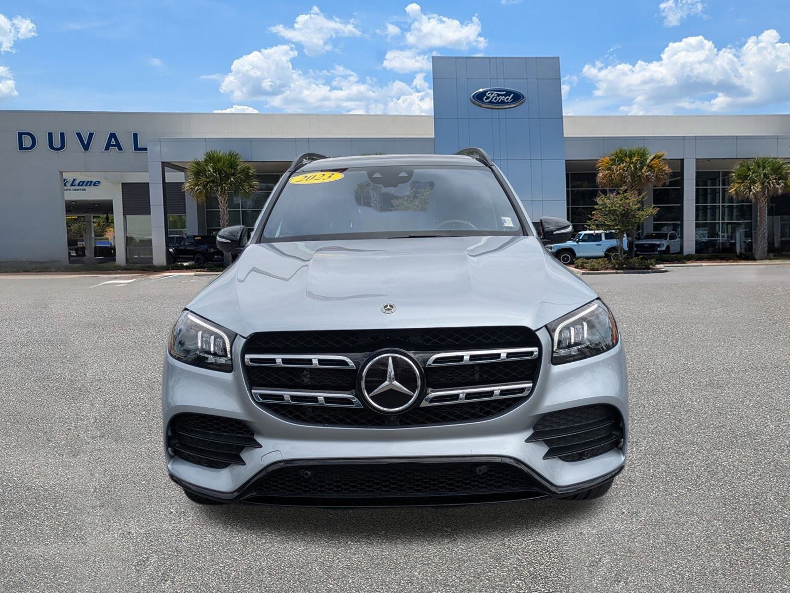 Used 2023 Mercedes-Benz GLS 580 4MATIC image 8