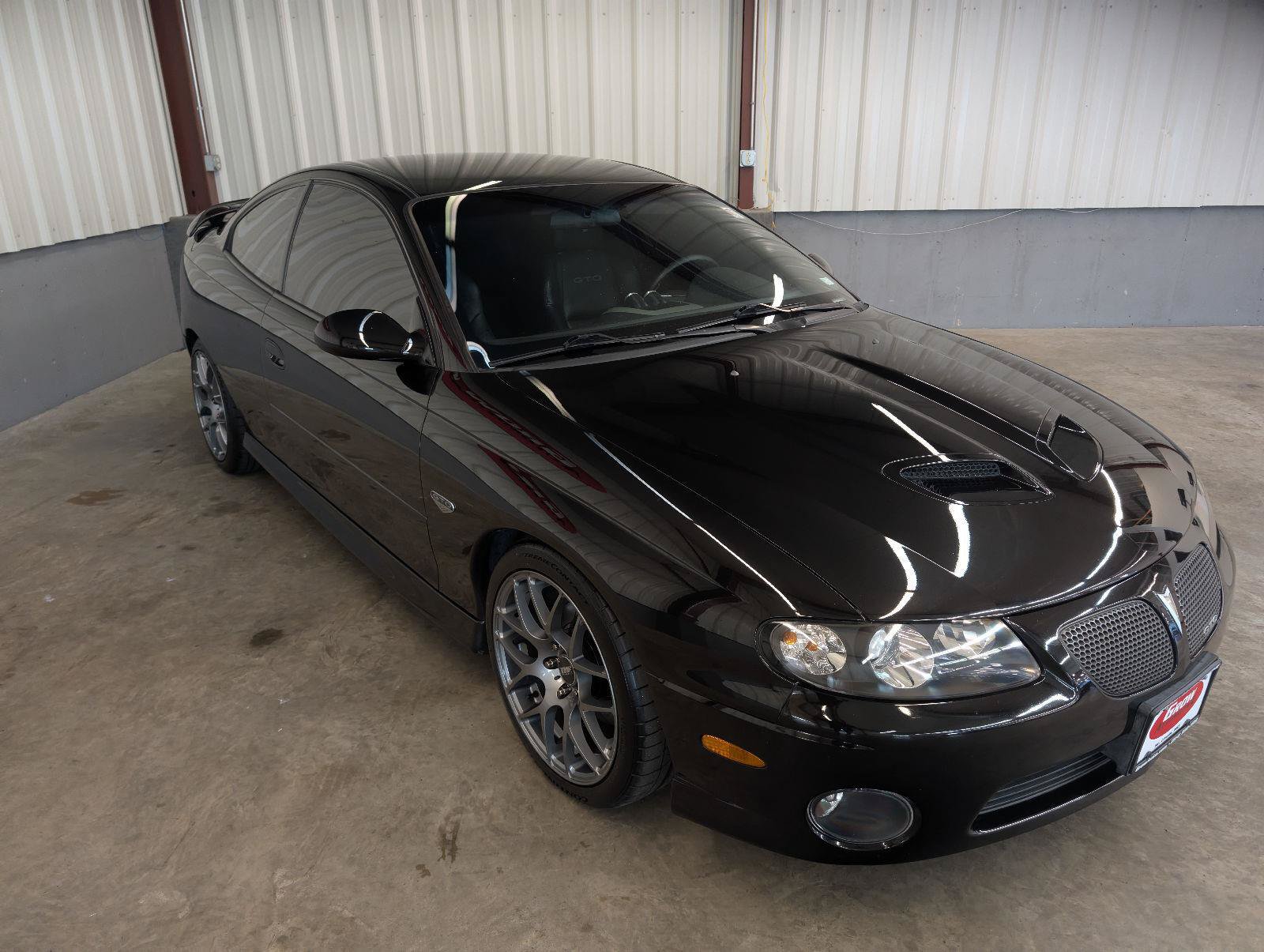 Used 2006 Pontiac GTO RWD image 5
